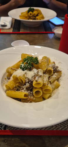 Phangmuang Sai Gor Road ตำบลป่าตอง อำเภอกะทู้ ภูเก็ต 83150