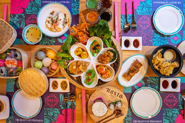 Kanta Phuket - การบริการอาหารและที่พัก