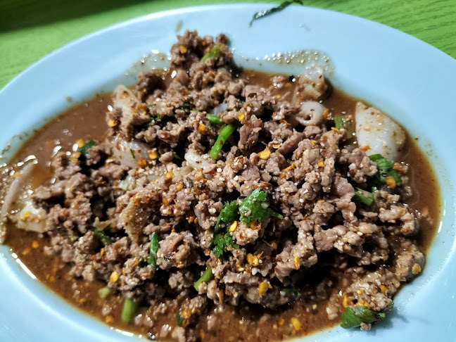 ร้าน ลาบส้มตำชัยภูมิ เจ้าเก่า (สามแยกหัวทะเลโคราช)