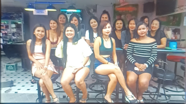 Comentarii opinii despre Happy Apple Bar