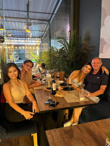 Pratumnak, 338/346 Nongprue, อำเภอบางละมุง ชลบุรี 20150