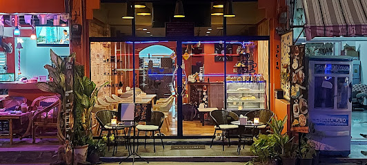 Boonkanjana cafe and motorbike rental