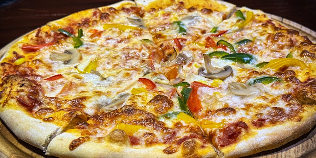 Comentarii opinii despre Hemingways (Jomtien) Restaurant & Bar