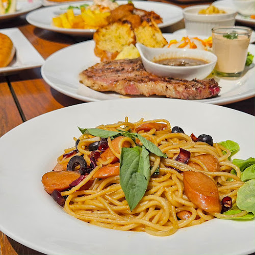 ร้านอาหารสวนผัก - การบริการอาหารและที่พัก