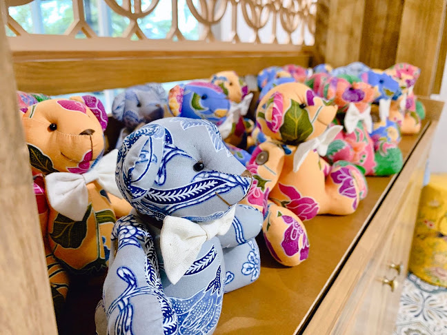 sino cafe - การบริการอาหารและที่พัก