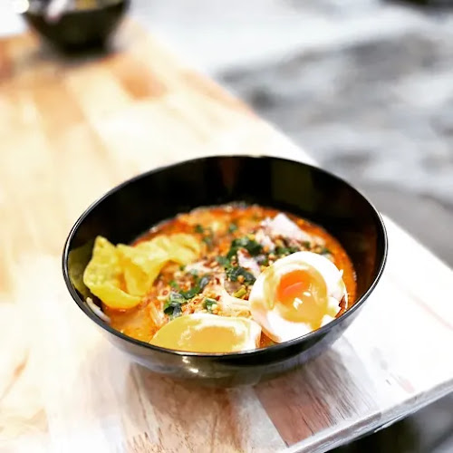 ก๋วยเตี๋ยวต้มยำเข้าเส้น - Khaozen noodles - อำเภอบางละมุง