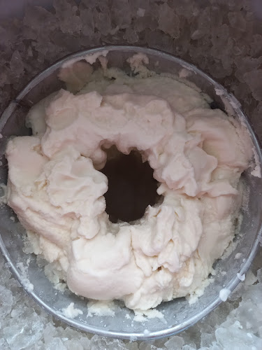 Comentarii opinii despre ร้านไอศครีมพายเรือ