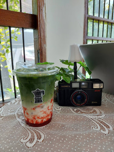 Comentarii opinii despre 11 Oct Coffee สาขาสับไฟ