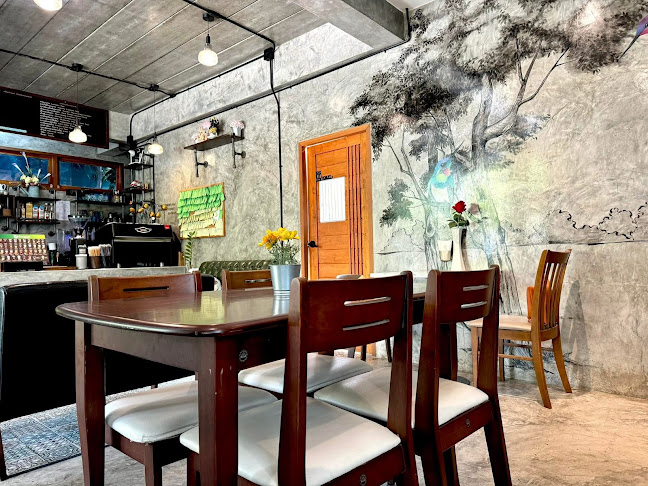 บ้านคุณตาลอฟท์คาเฟ่ @แหลมฉบัง