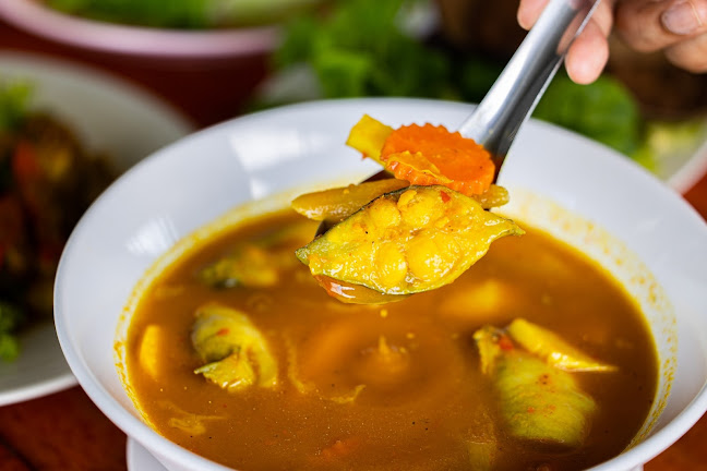 ครัวฅนหมุยหาดใหญ่ - การบริการอาหารและที่พัก