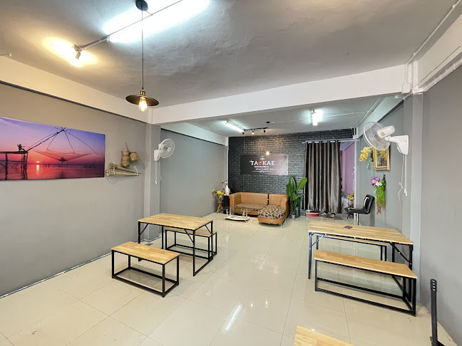 Comentarii opinii despre เถ้าแก่ข้าวมันไก่ สาขา ราษฏร์อุทิศ 1