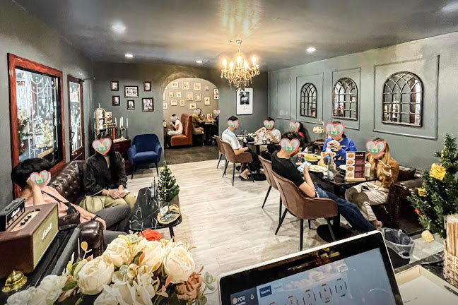 Manggon Cafe & Restaurant