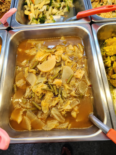 บ้านคุณปู่ (สาขากอไกด์ แสยะยิ้ม)