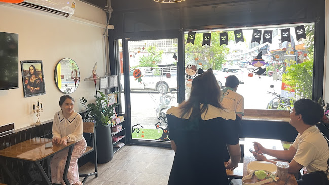 Hope24 cafe - เมือง