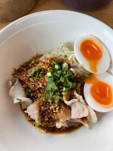 151 16 ซอย พัทยาเหนือ 4 เมืองพัทยา อำเภอบางละมุง ชลบุรี 20150