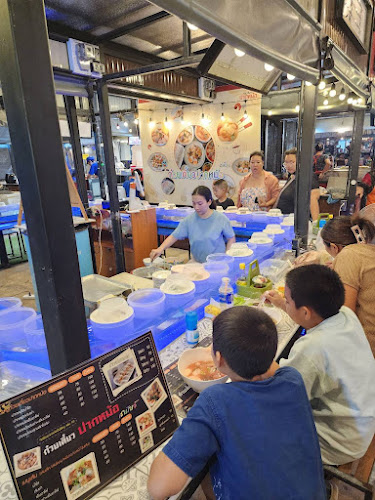 ตลาดยิ้มยิัม เมือง พิษณุโลก 65000