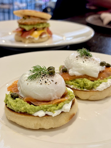 50 9 ถนน ปฏัก ตำบล กะรน อำเภอเมืองภูเก็ต ภูเก็ต 83100