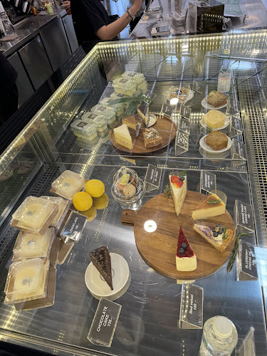 Opinii despre Vector Coffee Roaster l Factory în เมือง - การบริการอาหารและที่พัก