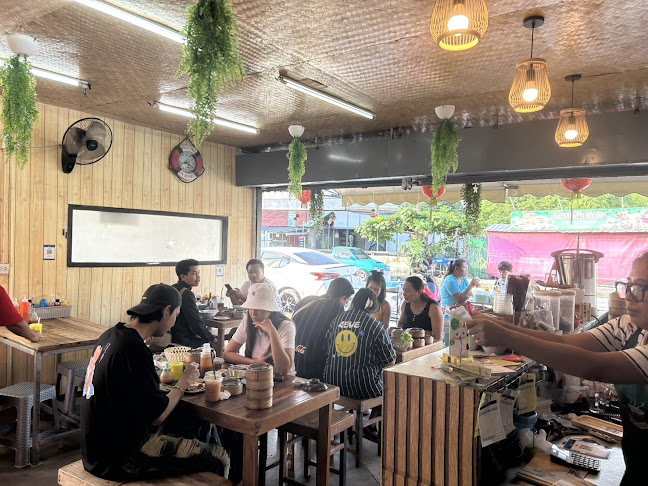 ขนอมติ่มซำ สาขาเกาะสมุย Khanom Dimsum - การบริการอาหารและที่พัก