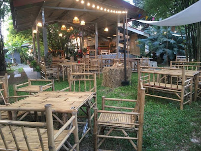 ร้านเด็ดเอร็ด ก๋วยเตี๋ยวคั่วไก่ไฟมังกร by pinny the chef @ระยอง