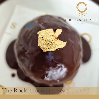 Green Glass House -​ GGH