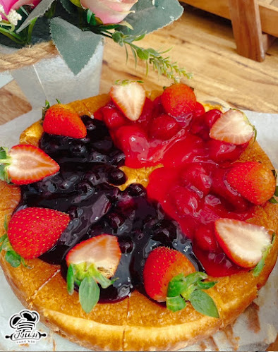 588 ตลาดศรีนคร 106 ม.9 นครสวรรค์ตก อำเภอเมืองนครสวรรค์ นครสวรรค์ 60000