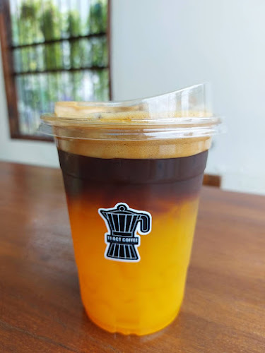 11 Oct Coffee สาขาสับไฟ