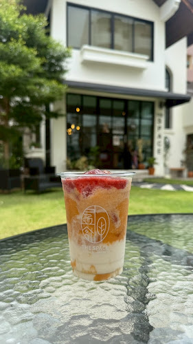 THE SPACE COFFEE & COMMUNITY - การบริการอาหารและที่พัก