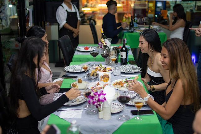 Verdi Italian Restaurant Patong - การบริการอาหารและที่พัก