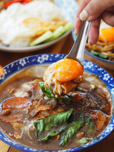 97 409 ถ. วิรัชหงษ์หยก ตำบล วิชิต อำเภอเมืองภูเก็ต ภูเก็ต 83000