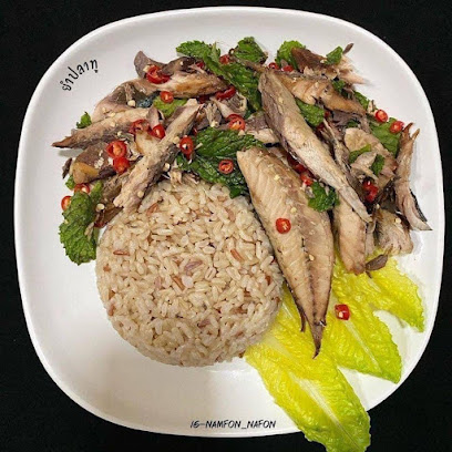 ร้านชายสี่บะหมี่เกี๊ยวเซเว่นตลาดสวนส้ม