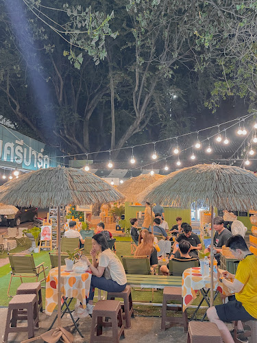 ยูฝน น้ำส้มคั้น อุดรธานี - การบริการอาหารและที่พัก