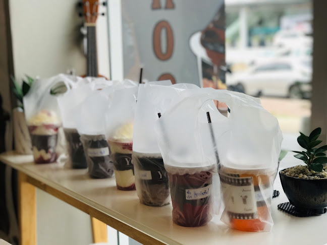 เยิ้ม​ช็อกโกแลต​ สาขา​หาดใหญ่​ - การบริการอาหารและที่พัก