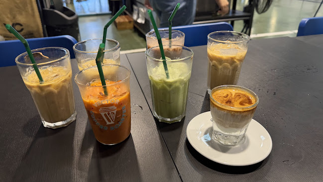 Opinii despre Vector Coffee Roaster l Factory în เมือง - การบริการอาหารและที่พัก