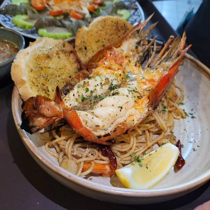 Opinii despre La Clásica Pattaya în อำเภอบางละมุง - การบริการอาหารและที่พัก