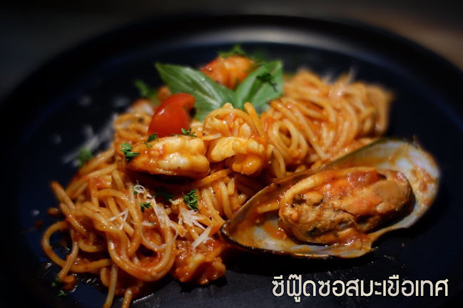 S Cafe & Bistro - การบริการอาหารและที่พัก