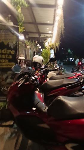 Madre Pasta Box@Rawai - การบริการอาหารและที่พัก