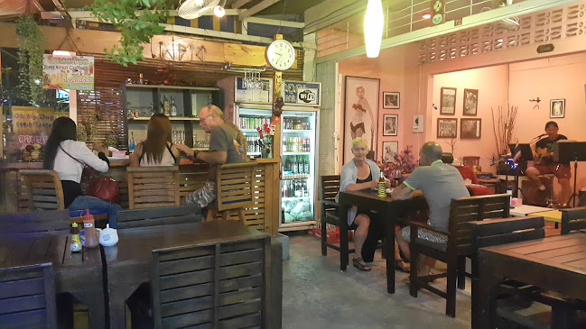 Comentarii opinii despre ไผ่ตง ข้าวต้มยันหว่าง - Paitong Restaurant