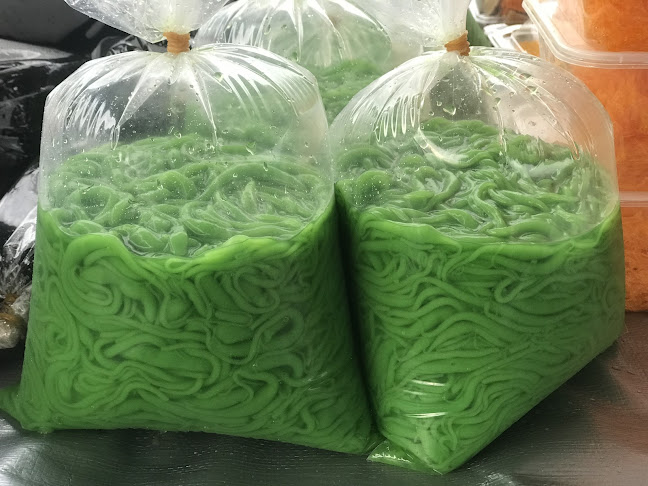 ขนมจีนเส้นสดดอกดาวเรือง - การบริการอาหารและที่พัก