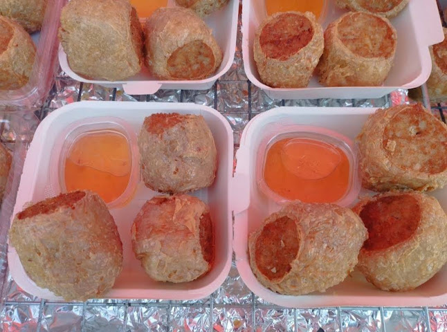 จ๊อปูยักษ์ หาดลับ นาเกลือ 18 - การบริการอาหารและที่พัก