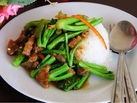 Opinii despre ร้านสาระแนจะยำ-อุบล în เมือง - การบริการอาหารและที่พัก