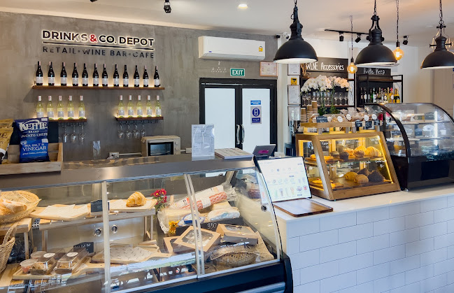 19, 43 19/45 Srisunthorn Rd, ตำบล ศรีสุนทร อำเภอถลาง ภูเก็ต 83110