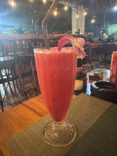 94 ถ. ทวีวงศ์ ตำบลป่าตอง อำเภอกะทู้ ภูเก็ต 83150