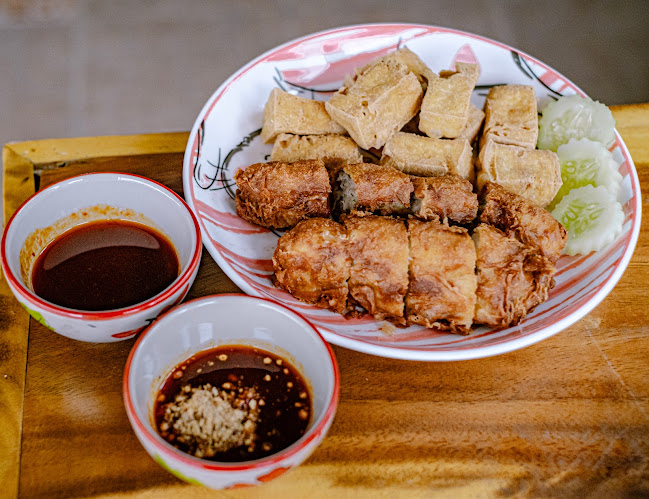 Opinii despre แม่กินรีเกี้ยนทอดภูเก็ต în อำเภอเมืองภูเก็ต - การบริการอาหารและที่พัก