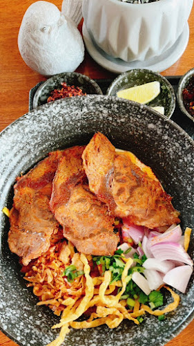 2 824 ถนนเลียบคลองรังสิต ประชาธิปัตย์ อำเภอธัญบุรี ปทุมธานี 12130