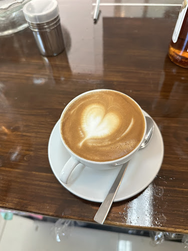 Comentarii opinii despre Baby lion cafe