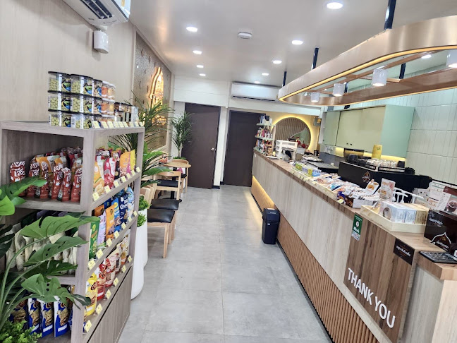 กาแฟพันธุ์ไทย ตลาดลานโพธิ์นาเกลือ - อำเภอบางละมุง