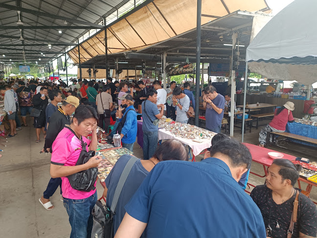 Opinii despre ศูนย์พระเครื่องหัวทะเล în อำเภอเมืองนครราชสีมา - การบริการอาหารและที่พัก