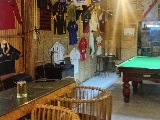 Comentarii opinii despre Chalong Pier Restaurant & Sports Bar