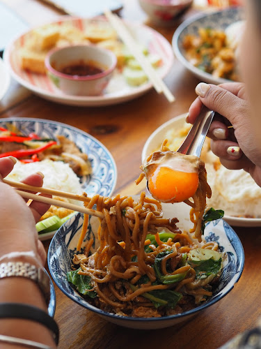 แม่กินรีเกี้ยนทอดภูเก็ต